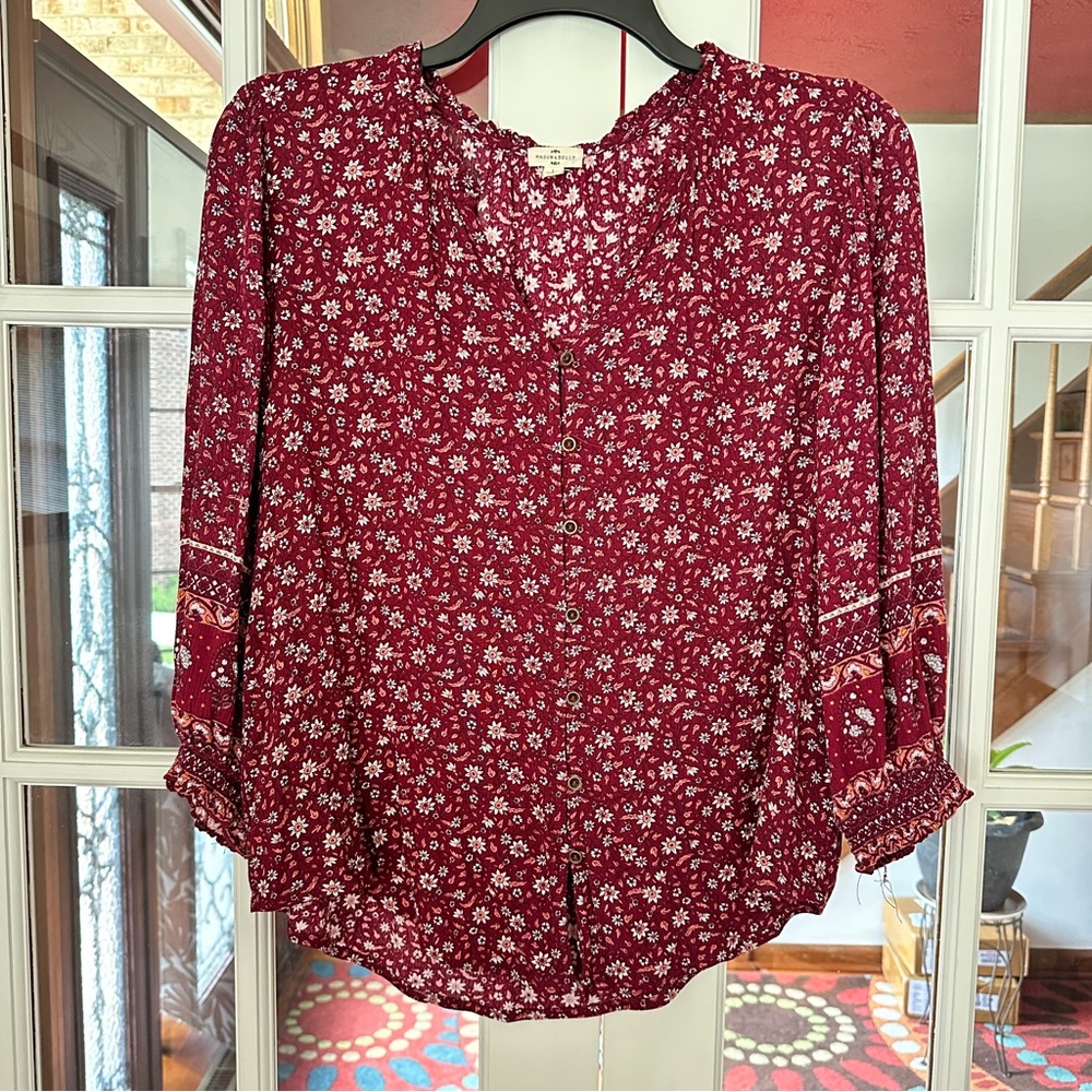 Maiaon & Belle Floral Burgundy Women's Boho Top 3/4 Length puffy sleeves